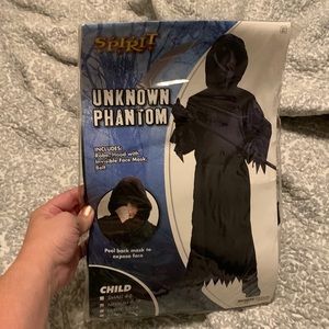 Spirit Unknown Phantom Halloween Costume